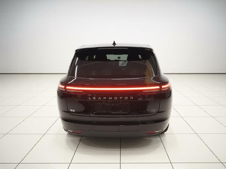 Leapmotor C16 2024 EV 520 Exclusive photo 5