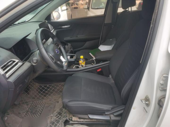 e2 2020 Upgraded Standard Range Standard photo 7
