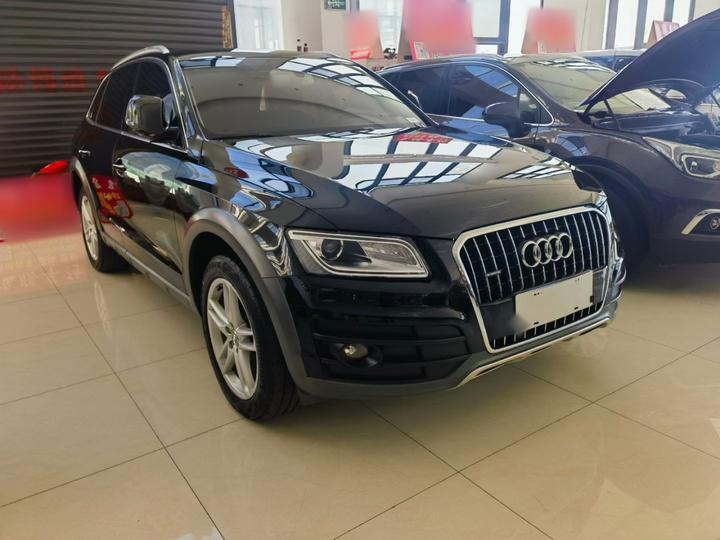 Q5 2017 Plus 40 TFSI Tech photo 2
