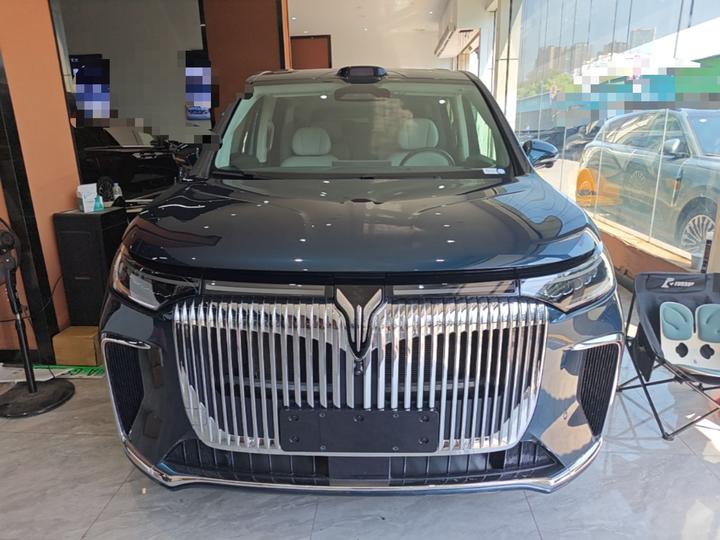 Voyah Dreamer 2025 PHEV AWD Premium Qiankun photo 2