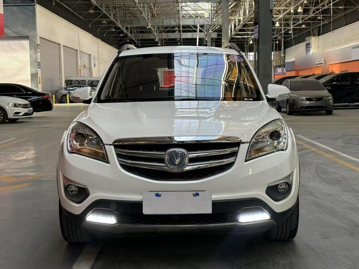 CS35 2016 1.6L MT Luxury IV photo 2