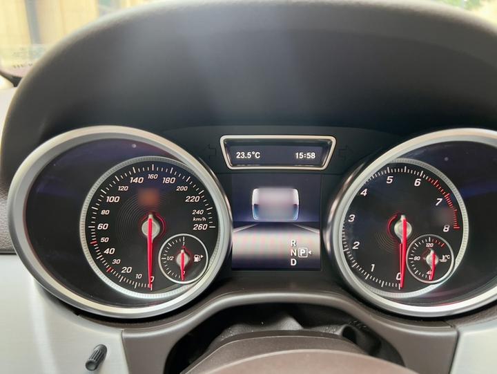 GLE Imported 2015 GLE 320 4MATIC photo 3