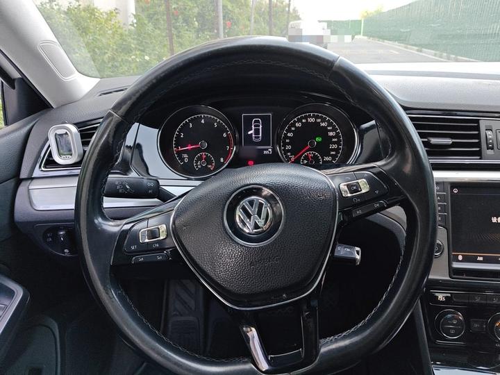Lamando 2018 280TSI DSG Comfort photo 3