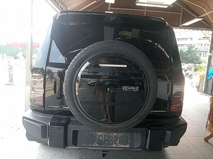 iCAR V27 2026 200KM AWD 700 photo 3