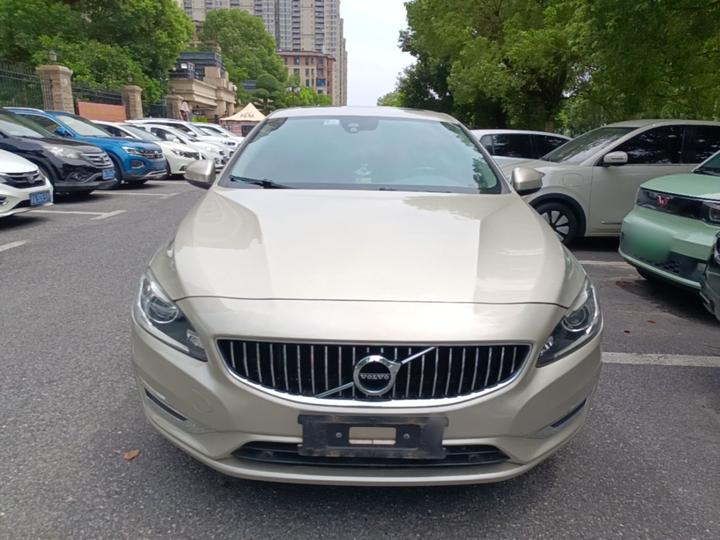 S60 2019 S60L Facelift T5 Advanced photo 2