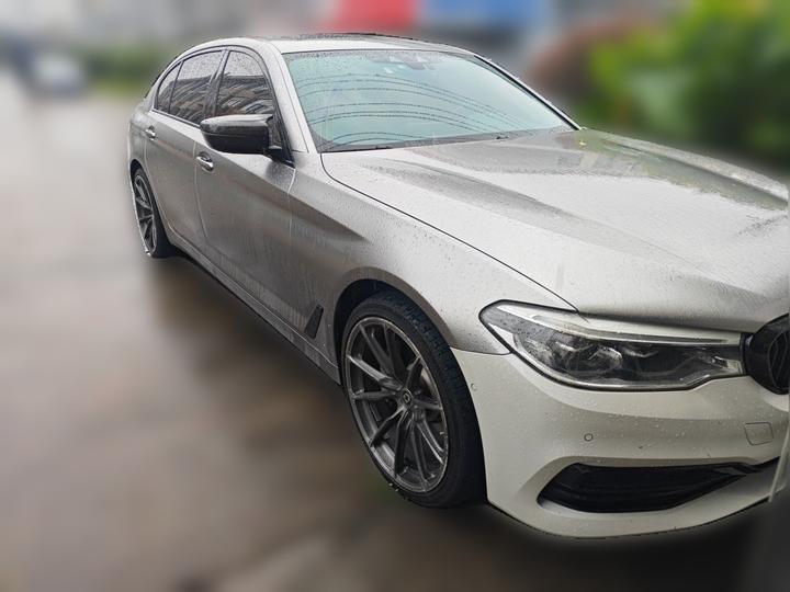 5 Series EV 2020 530Le Luxury photo 3
