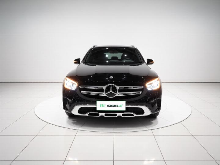 GLC 2021 GLC 260 L 4MATIC Dynamic photo 2