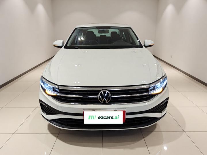 Bora 2024 200TSI DSG Cruise photo 2