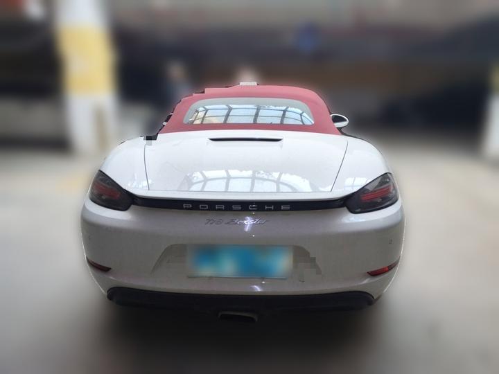 718 2022 Boxster 2.0T photo 5