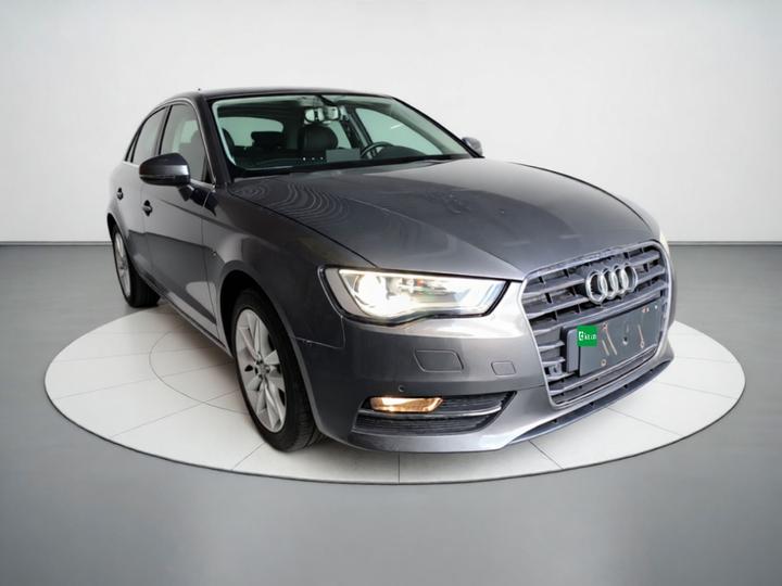 A3 2014 Sportback 35 TFSI AT Comfort photo 3