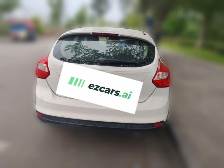 Focus 2012 Hatchback 1.6L MT Comfort photo 5