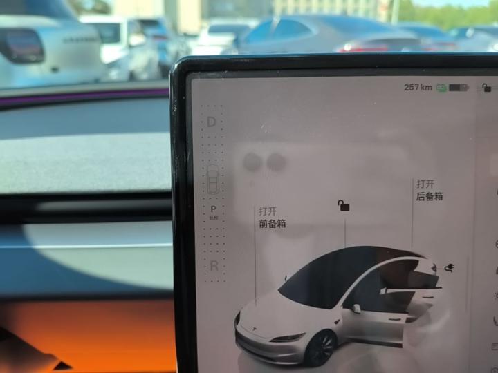 Model 3 2025 RWD photo 5