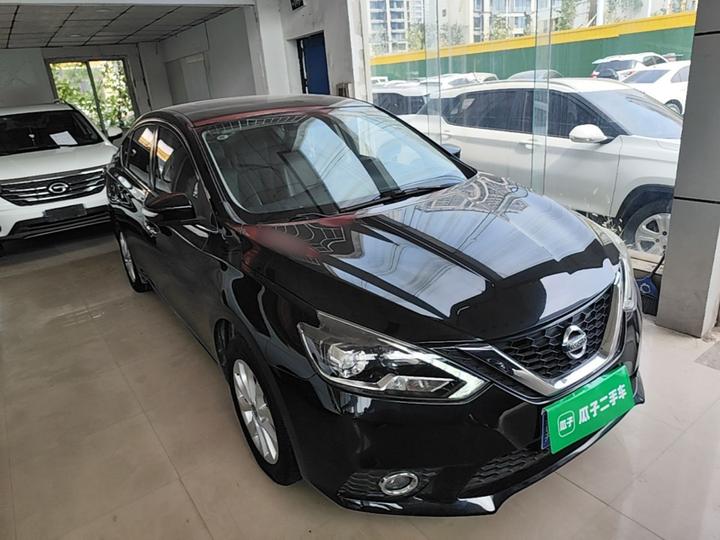Sylphy 2018 1.6XV CVT Exclusive photo 3