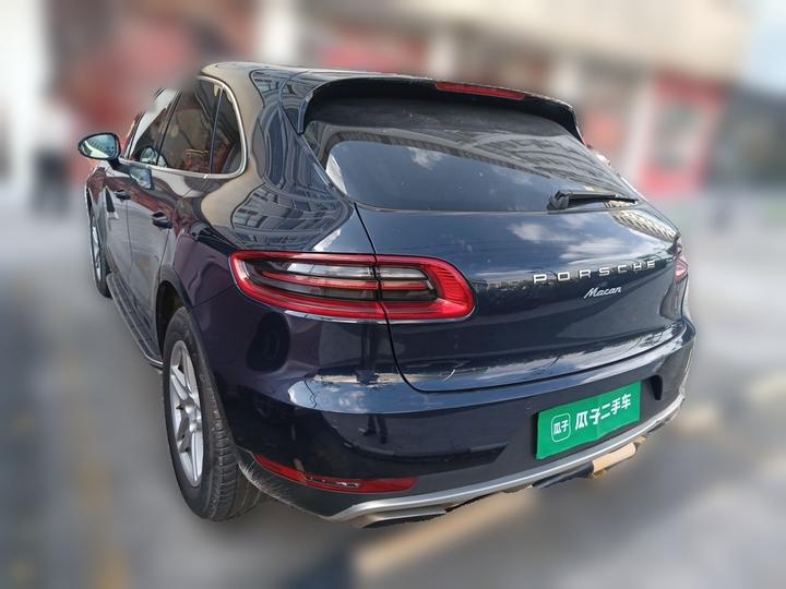 2017 Macan 2.0T photo 4