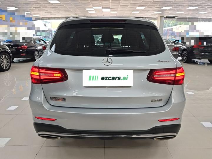 GLC 2017 GLC 260 4MATIC Dynamic photo 3
