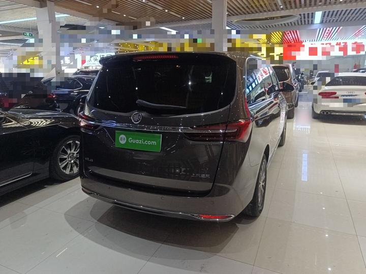 GL8 2023 Facelift Luxury photo 4