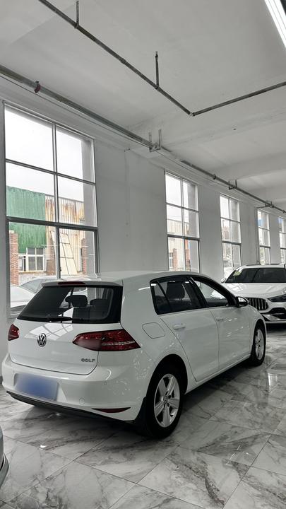 Golf 2016 1.6L AT Comfort photo 3