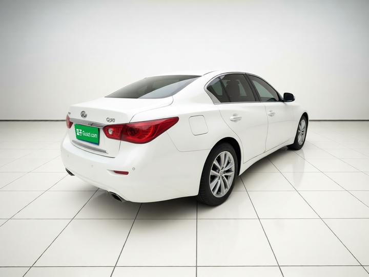 Q50 2014 3.7L Comfort photo 6