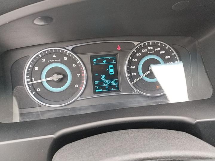 Vision 2015 1.5L MT photo 7
