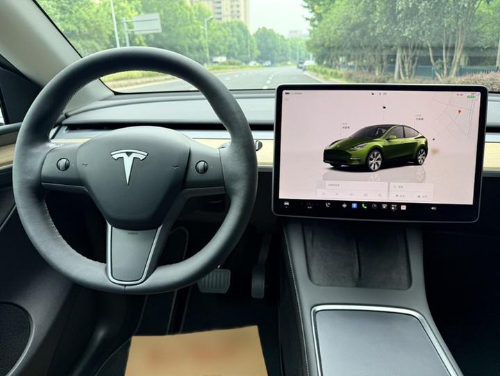 Model Y 2022 Facelift RWD photo 3