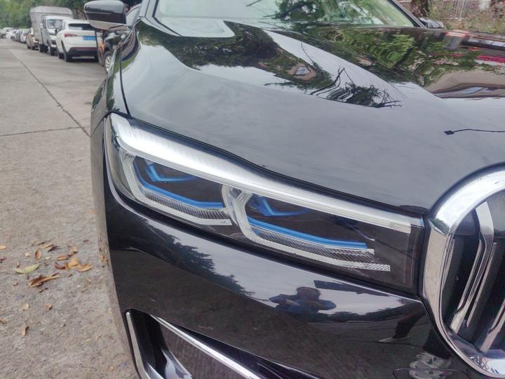 7 Series 2019 740Li Exclusive Luxury photo 7