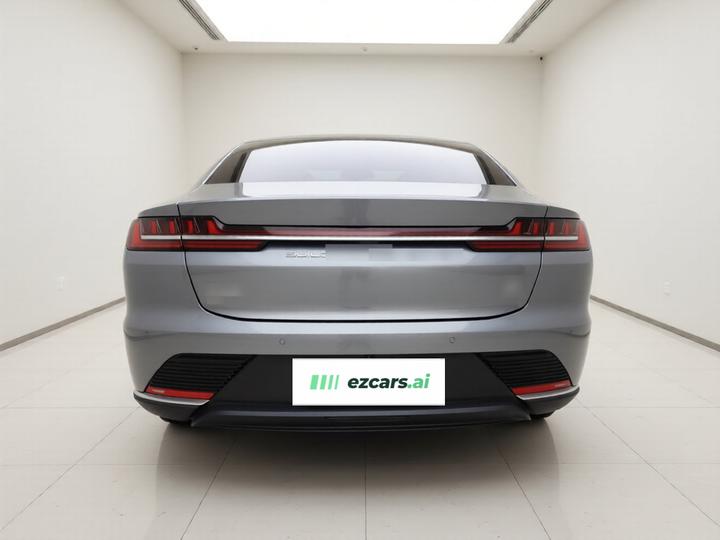 Han 2021 EV Standard Range Luxury photo 5