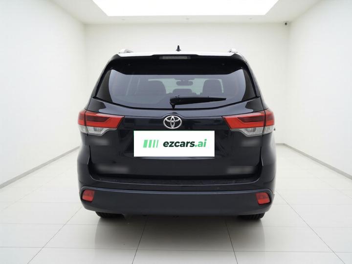 Highlander 2021 2.0T AWD Premium 7-Seater photo 3