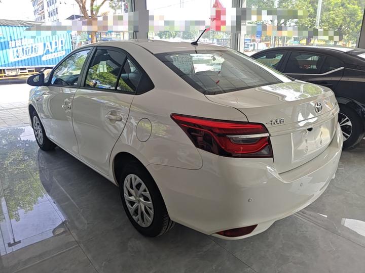 Vios 2021 1.5L CVT photo 4