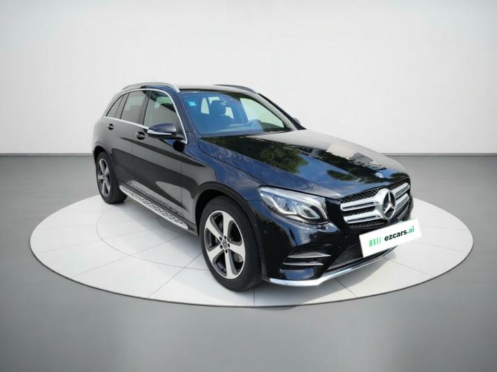 GLC 2017 GLC 260 4MATIC Luxury photo 3