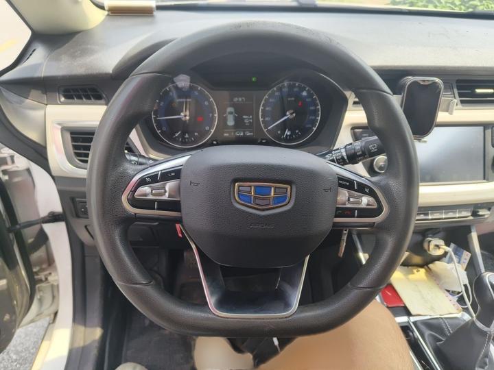 Vision X3 2020 1.5L MT Elite photo 3