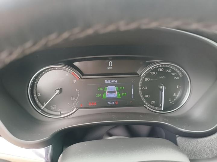 XT4 2020 Facelift 28T RWD Tech photo 3