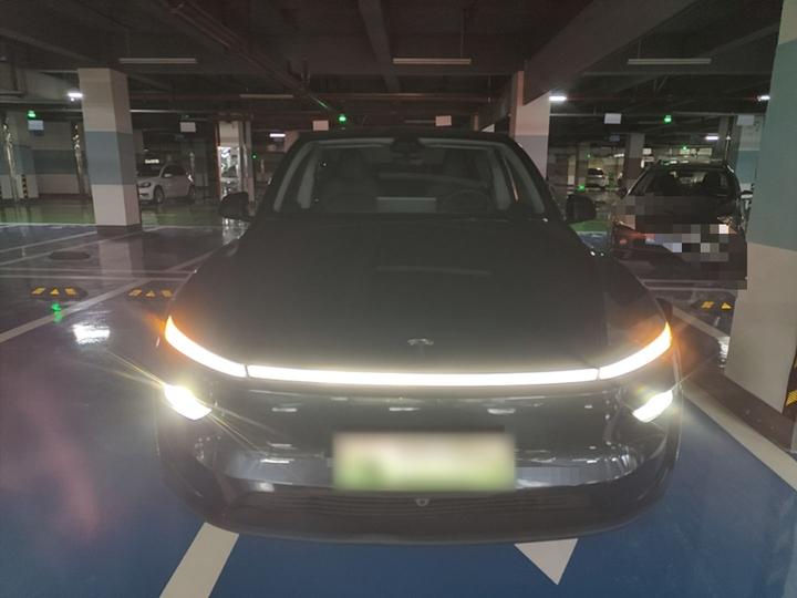 Model Y 2025 RWD photo 2
