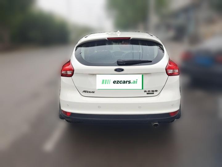 Focus 2015 Hatchback EcoBoost 180 AT Elite photo 5