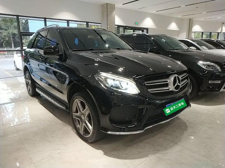 GLE Imported 2017 GLE 400 4MATIC photo 3