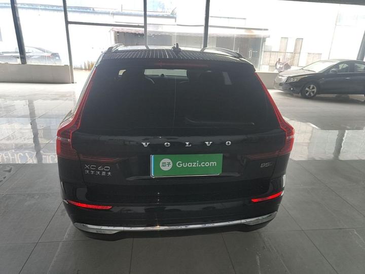 XC60 2024 B5 AWD Luxury photo 5