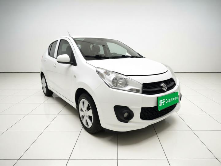 2013 Facelift 1.0L MT Comfort photo 3