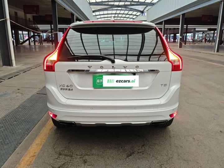 XC60 2017 T5 photo 5