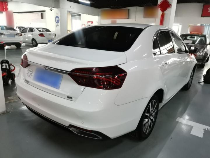 Emgrand 2020 1.5L CVT photo 6