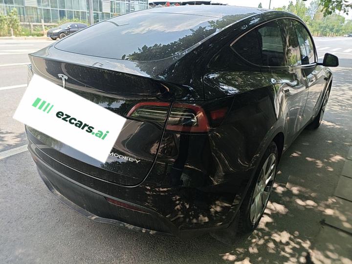 Model Y 2022 Facelift RWD photo 4