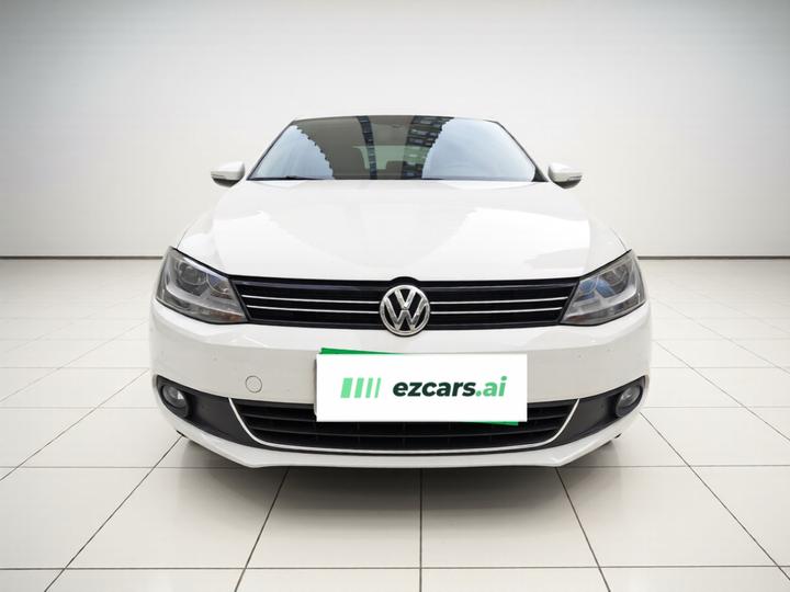 Sagitar 2014 Facelift 1.6L AT Comfort photo 2