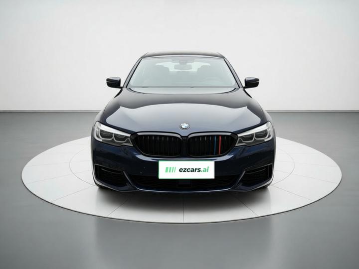 5 Series 2019 525Li M Sport Package photo 2