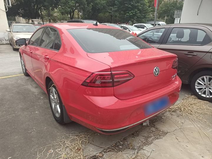 Lamando 2021 230TSI DSG photo 4