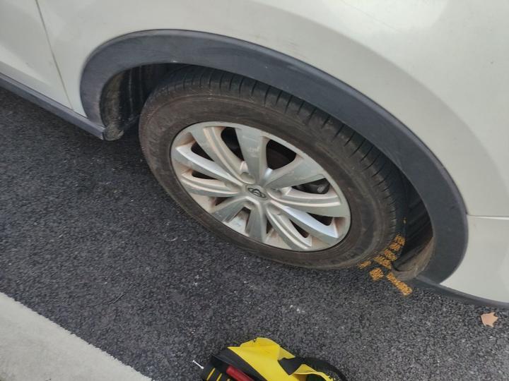 A800 2019 1.6L MT Luxury China V photo 8