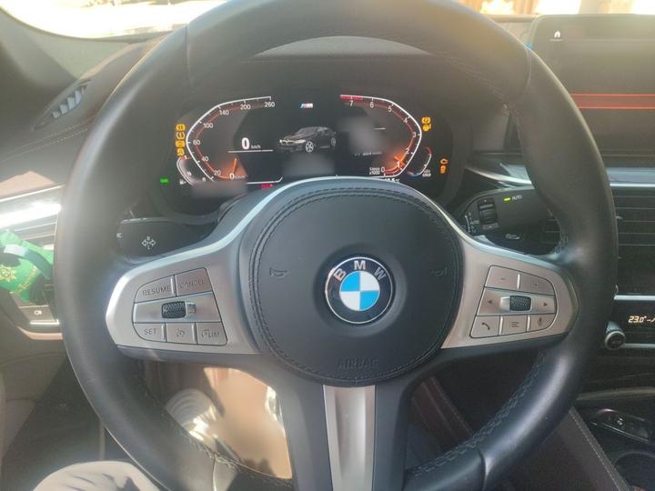 5 Series 2022 Facelift 525Li M Sport Package photo 3