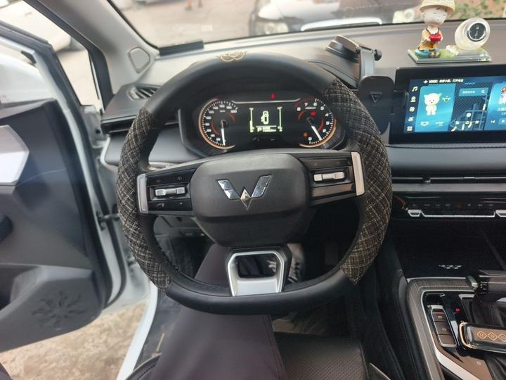 Wuling 2022 1.5T CVT Exclusive Flagship photo 3