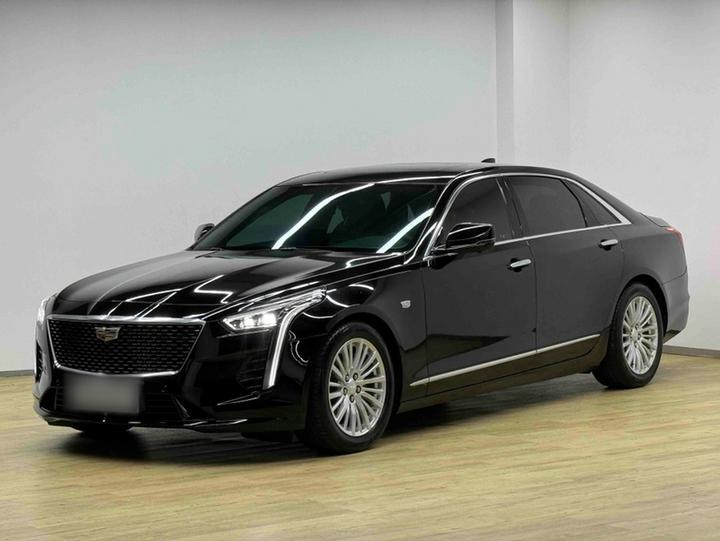 CT6 2019 28T Fashion