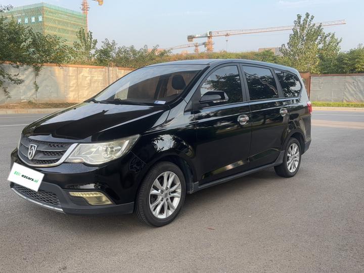 730 2014 1.5L MT Standard 7-Seater