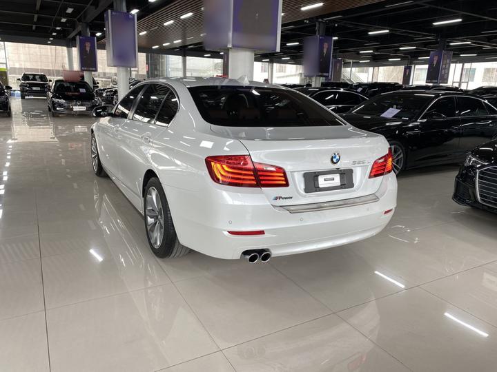 5 Series 2017 525Li Leading photo 4