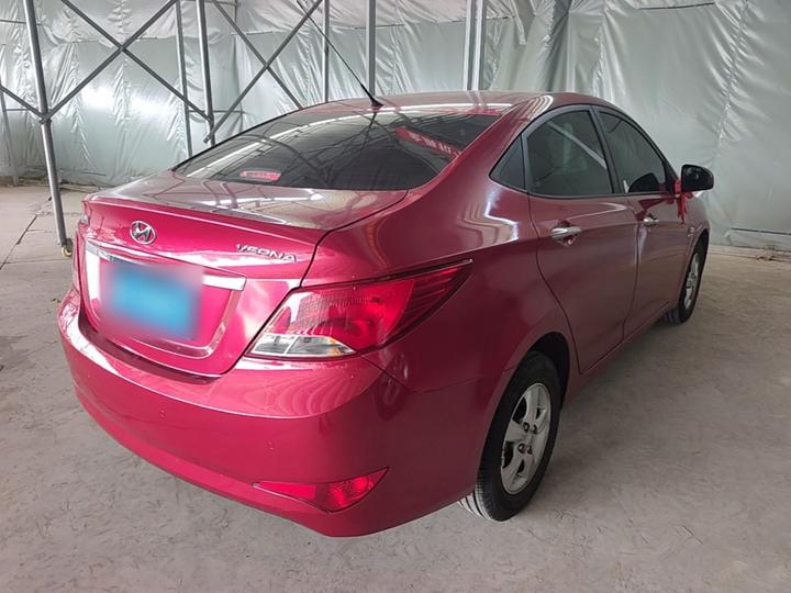 Verna 2016 1.4L AT Leading GLX photo 4