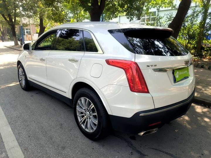 XT5 2018 25T Luxury photo 4